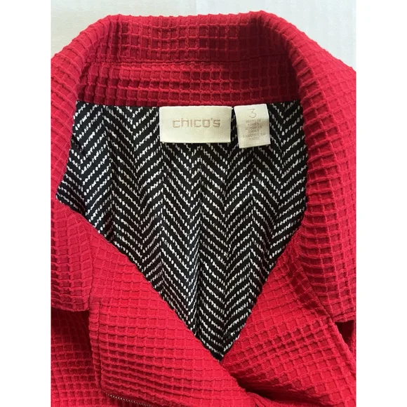 Chicos Red Moto Jacket Waffle Texture Side Zip Closure Size 3 Gold Zip - Picture 3 of 9